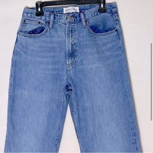 Denim Forum Light Wash The Marianne Mid Loose Flare 29